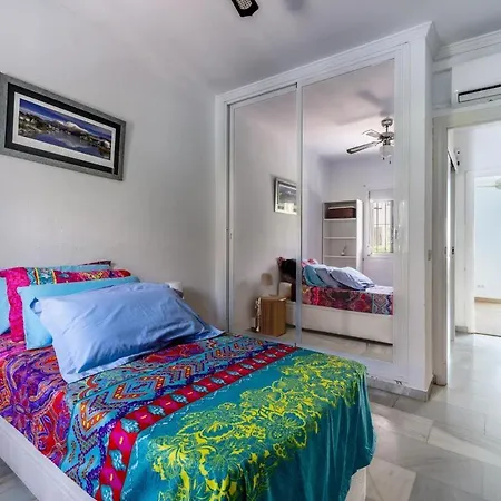 بيت للعطل Modern Near The كوشاداسيه